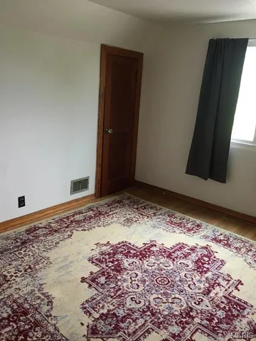 $900 | 410 East Main Street, Unit B, Warrenton, MO 63383