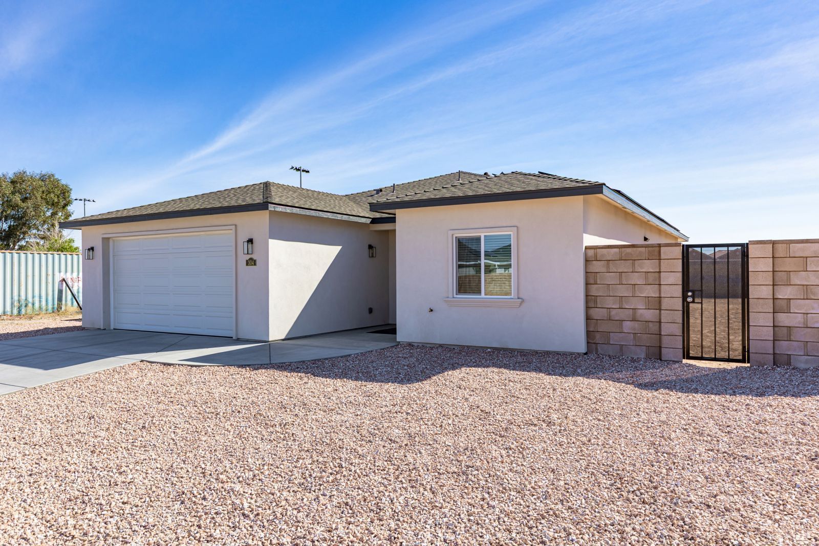 304 Abigail Street Ridgecrest, CA 93555 - Photo 2 of 35 Gallery Image 2