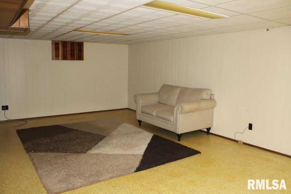 2518 South Walnut Street Springfield, IL 62704 - Photo 17 of 29