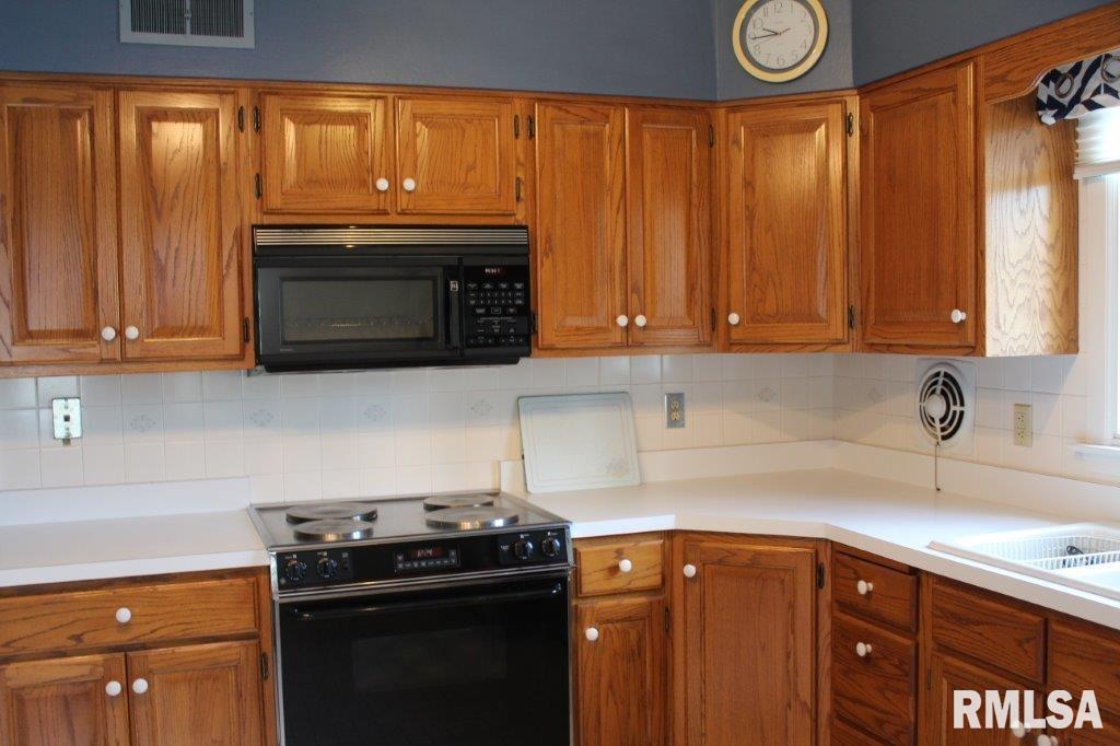 2518 South Walnut Street Springfield, IL 62704 - Photo 5 of 29