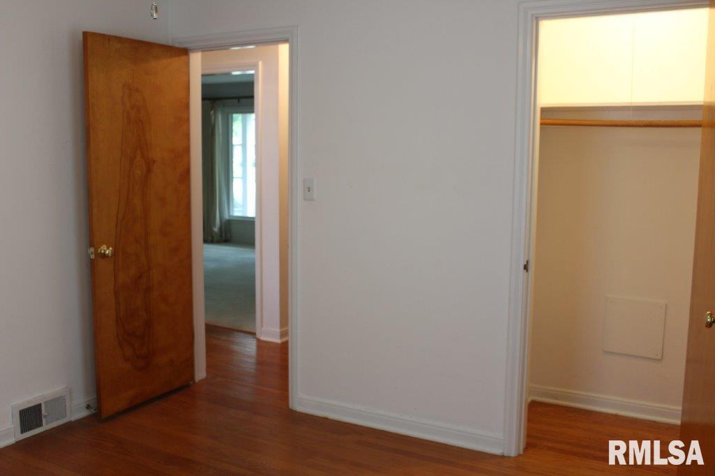 2518 South Walnut Street Springfield, IL 62704 - Photo 10 of 29