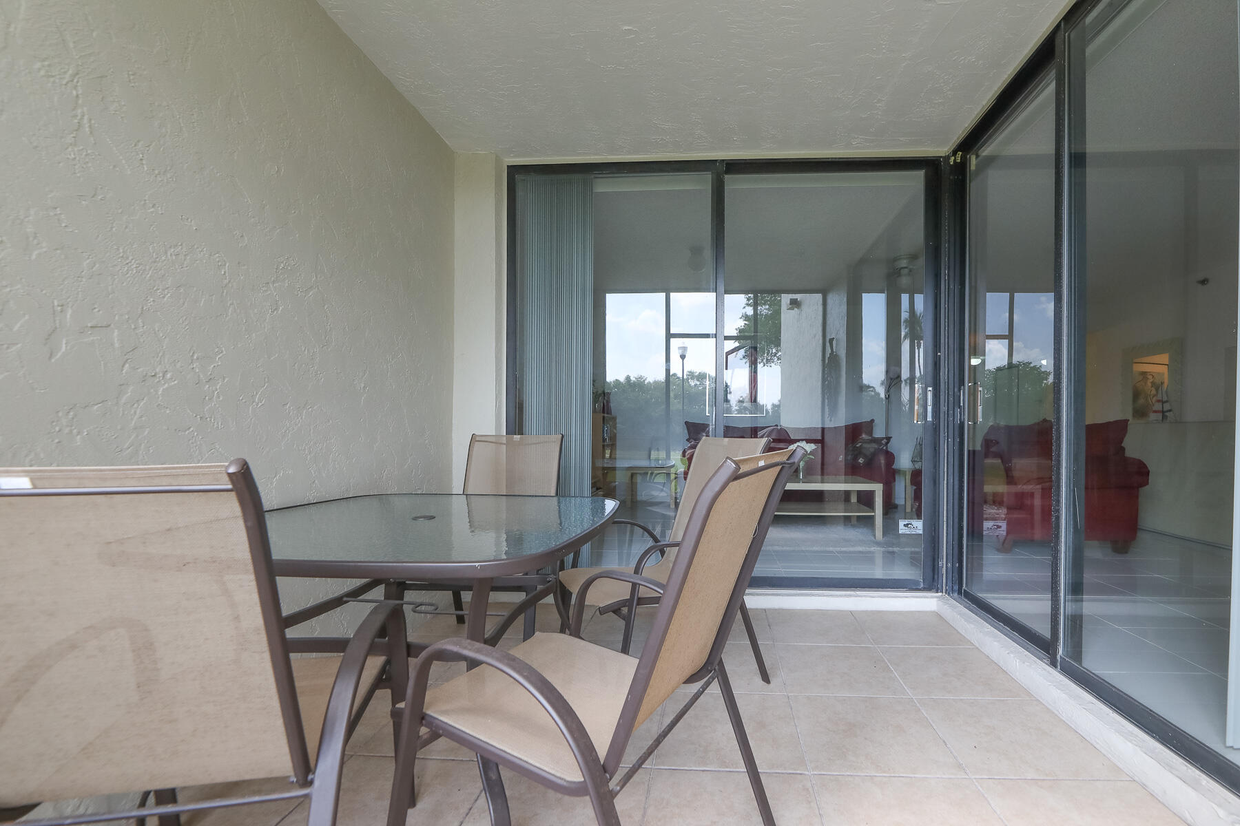 1915 Lavers Circle, Unit E103 Delray Beach, FL 33444 - Photo 6 of 41 Photo-35