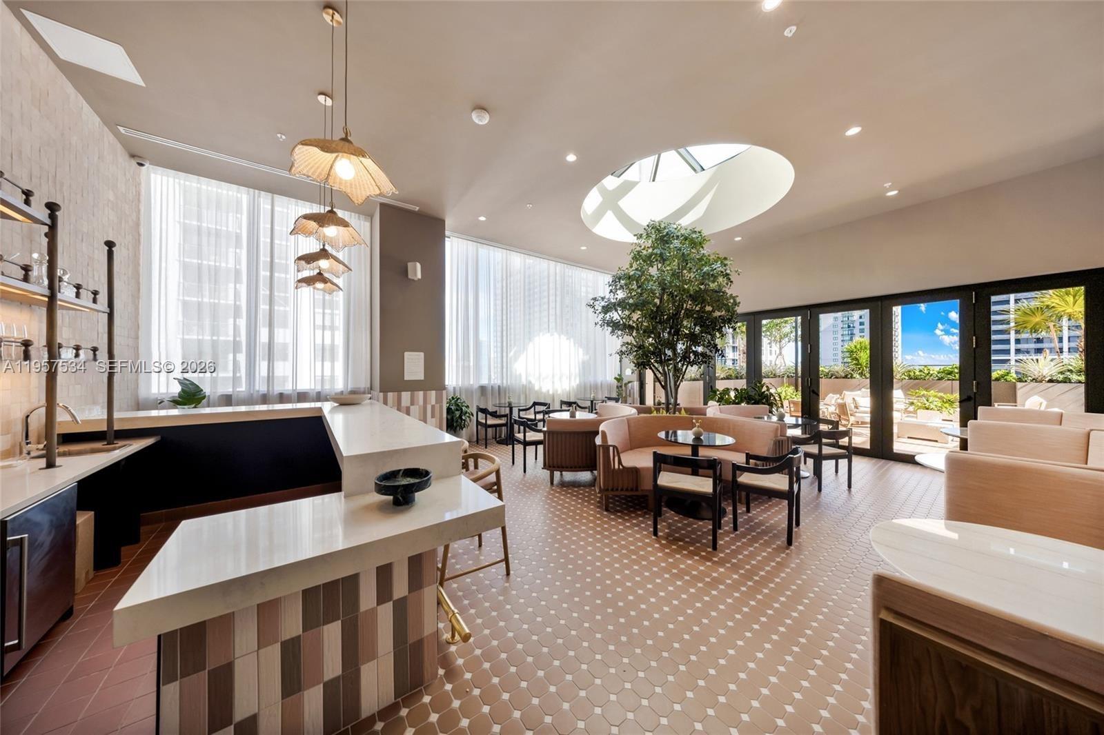 11 Northeast 6th Street, Unit 902 Miami, FL 33132 - Photo 39 of 57