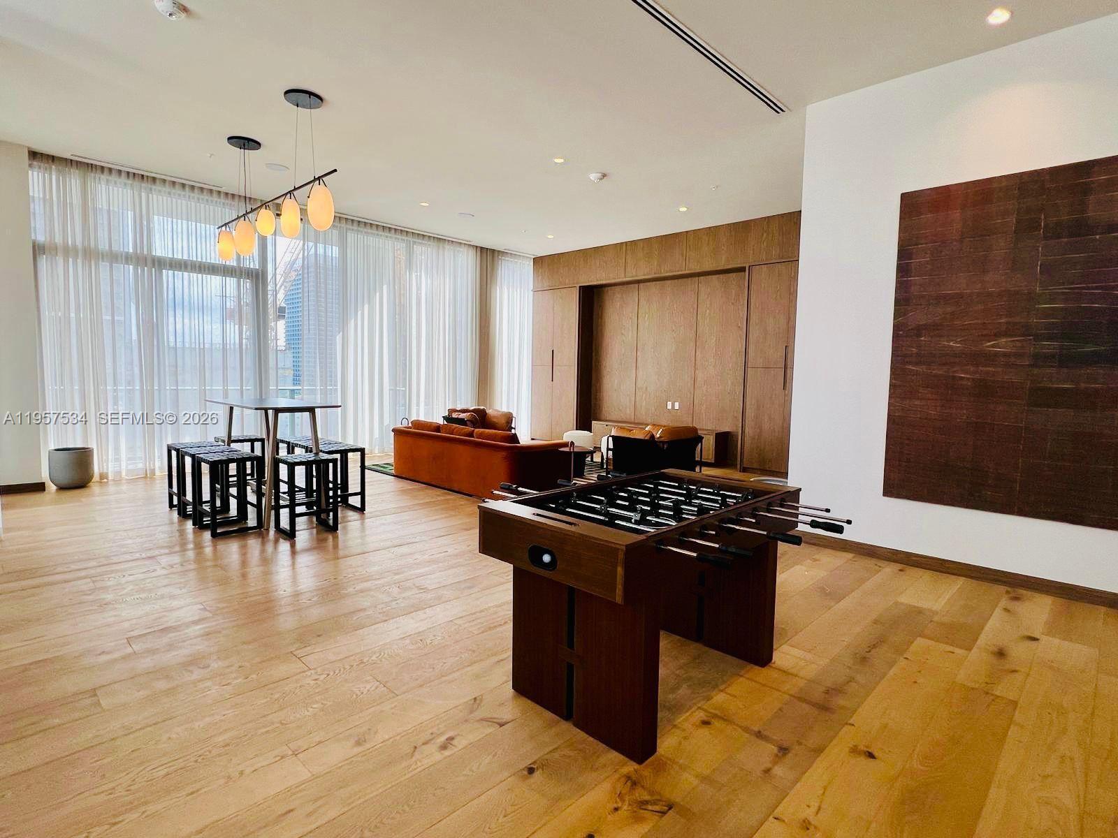 11 Northeast 6th Street, Unit 902 Miami, FL 33132 - Photo 54 of 57