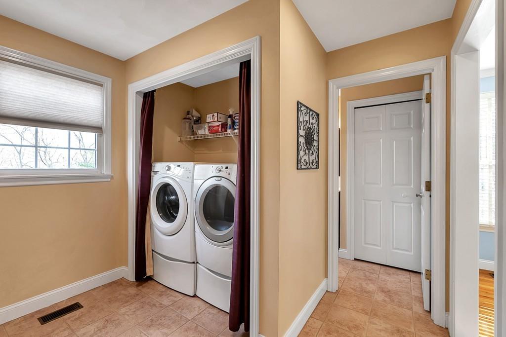 32 Hamilton Road Peabody, MA 01960 - Photo 14 of 42 Gallery Image 14