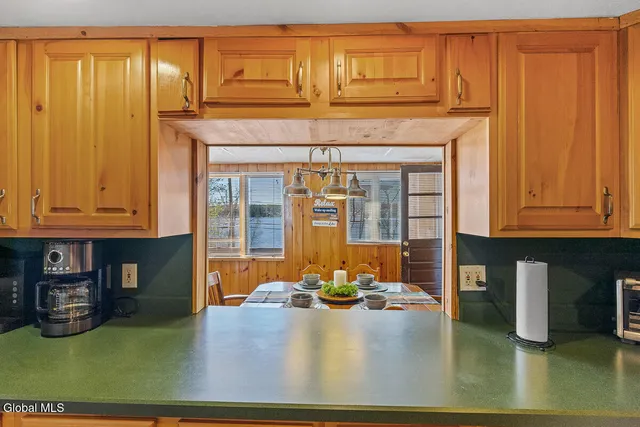 $799,999 | 858 South Shore Road, Edinburg, NY 12134