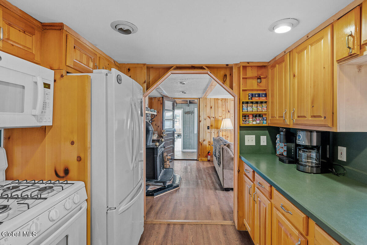 858 South Shore Road Edinburg, NY 12134 - Photo 32 of 100 858 South Shore Road Northville NY 023 M