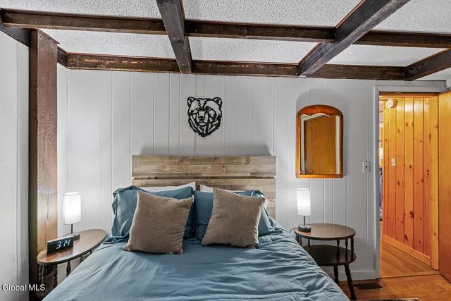 $799,999 | 858 South Shore Road, Edinburg, NY 12134