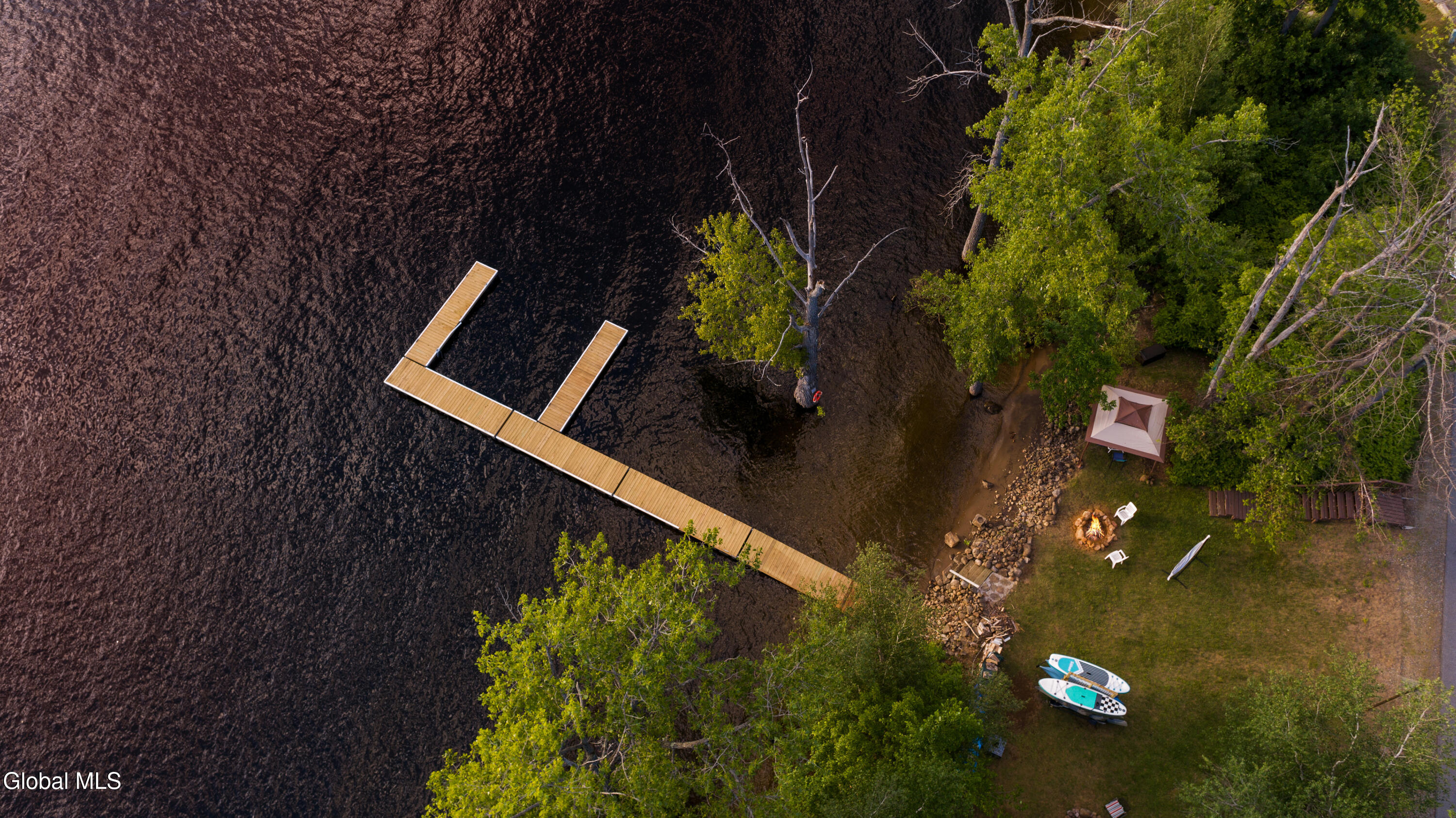 858 South Shore Road Edinburg, NY 12134 - Photo 4 of 100 858 South Shore Road Northville NY Exter