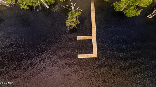 $799,999 | 858 South Shore Road, Edinburg, NY 12134