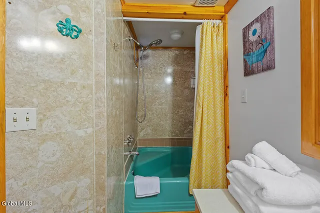 $799,999 | 858 South Shore Road, Edinburg, NY 12134