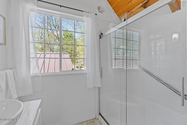 $799,999 | 858 South Shore Road, Edinburg, NY 12134