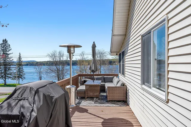 $799,999 | 858 South Shore Road, Edinburg, NY 12134