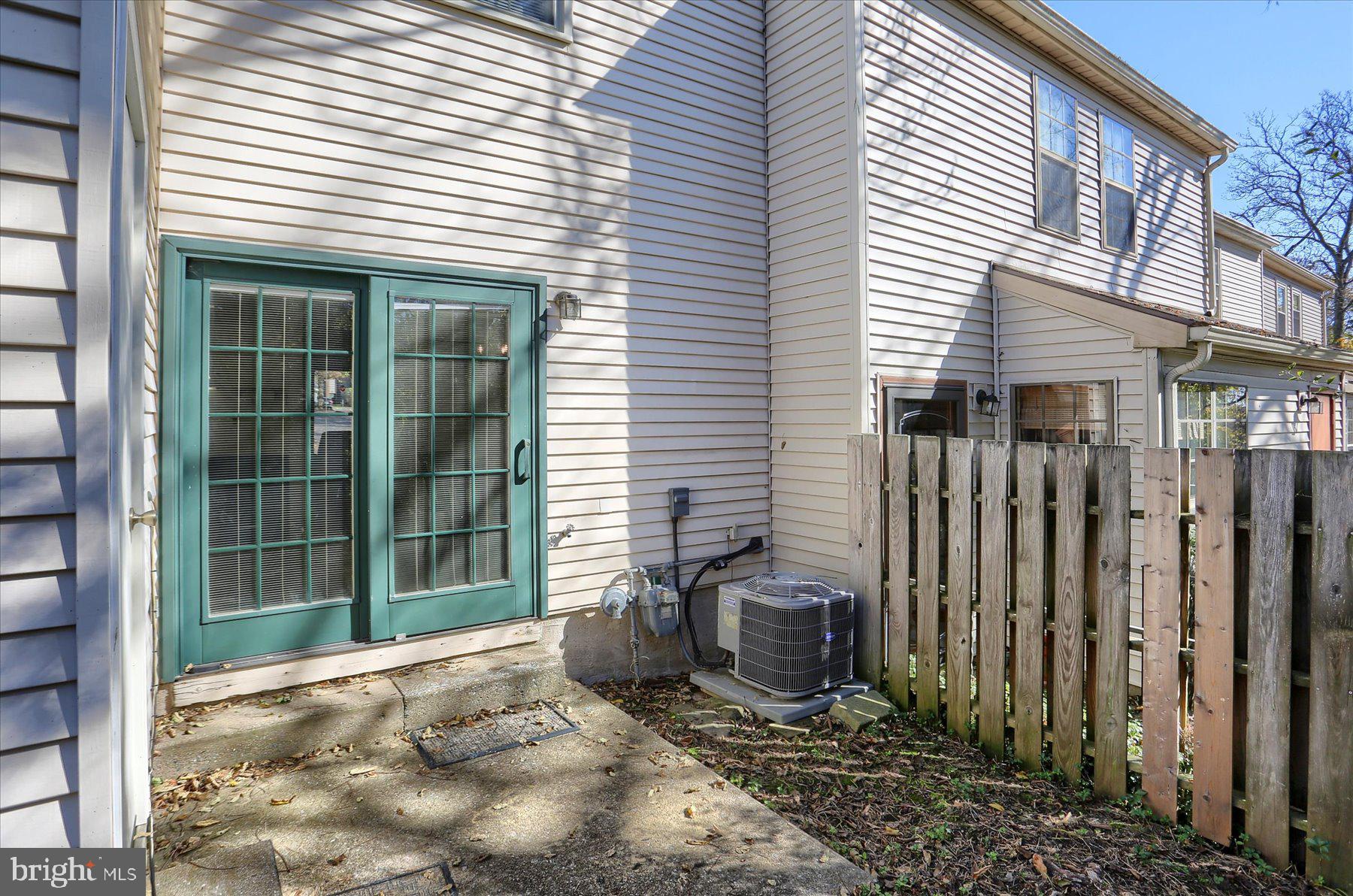 524 Lopax Road Harrisburg, PA 17112 - Photo 23 of 46 Private Patio