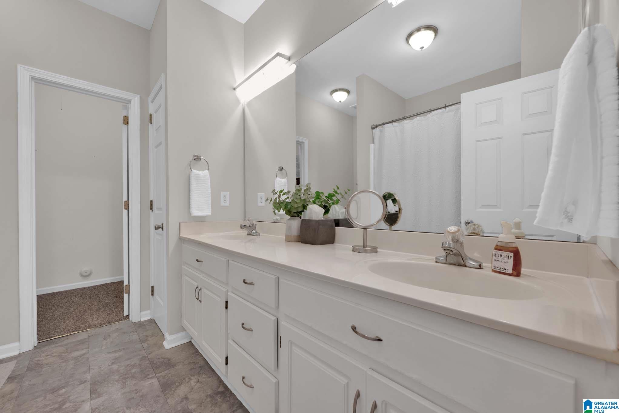257 Cambrian Ridge Trail Pelham, AL 35124 - Photo 21 of 22