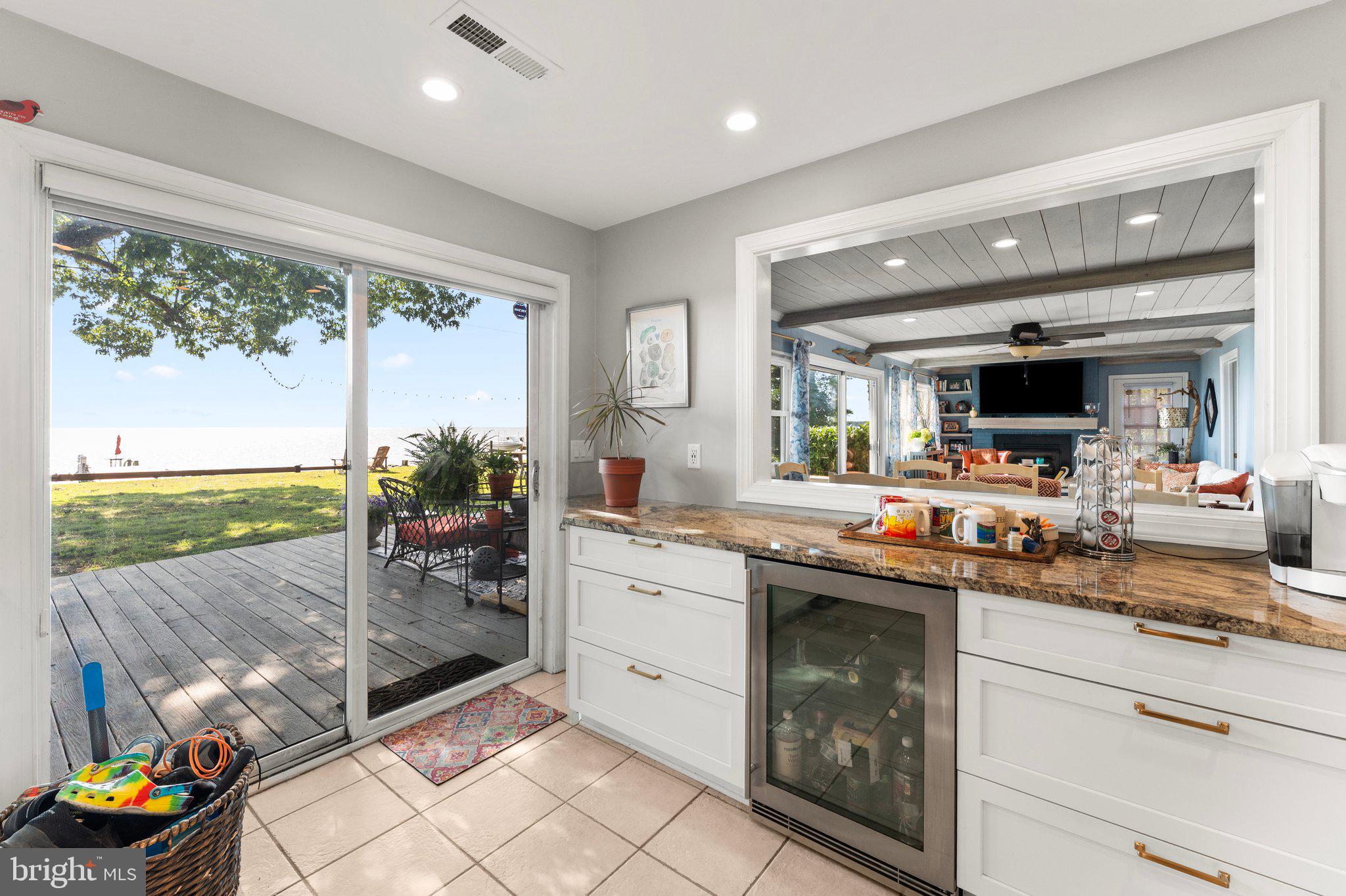 105 Bayview Lane Hague, VA 22469 - Photo 14 of 48 Kitchen views