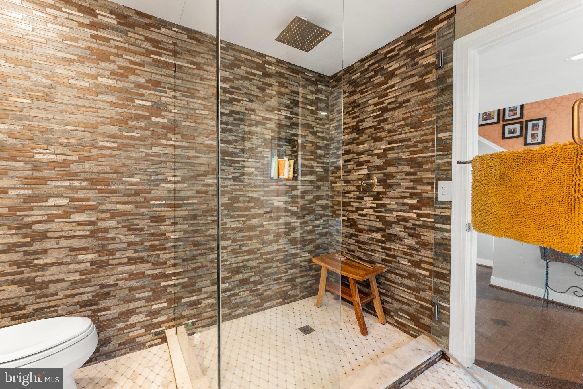 105 Bayview Lane Hague, VA 22469 - Photo 18 of 48 Large glass walk in shower