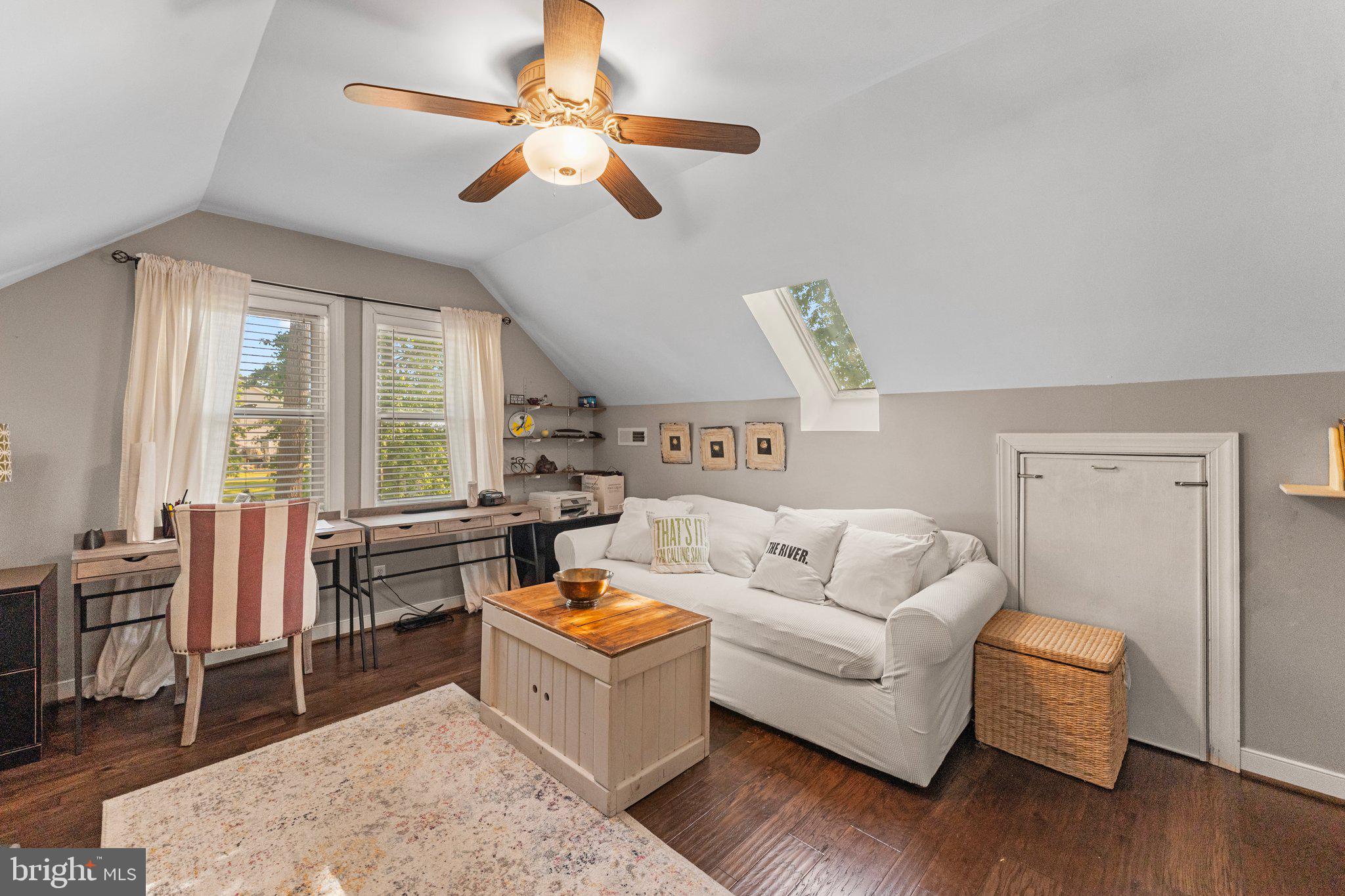105 Bayview Lane Hague, VA 22469 - Photo 32 of 48 Upstairs bedroom