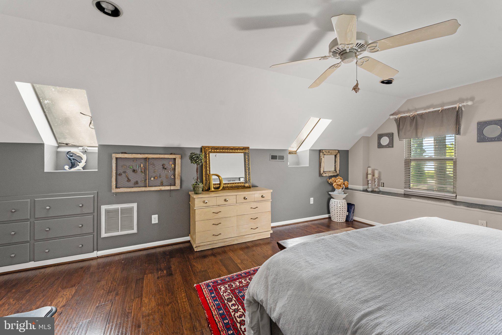 105 Bayview Lane Hague, VA 22469 - Photo 34 of 48 Primary Bedroom