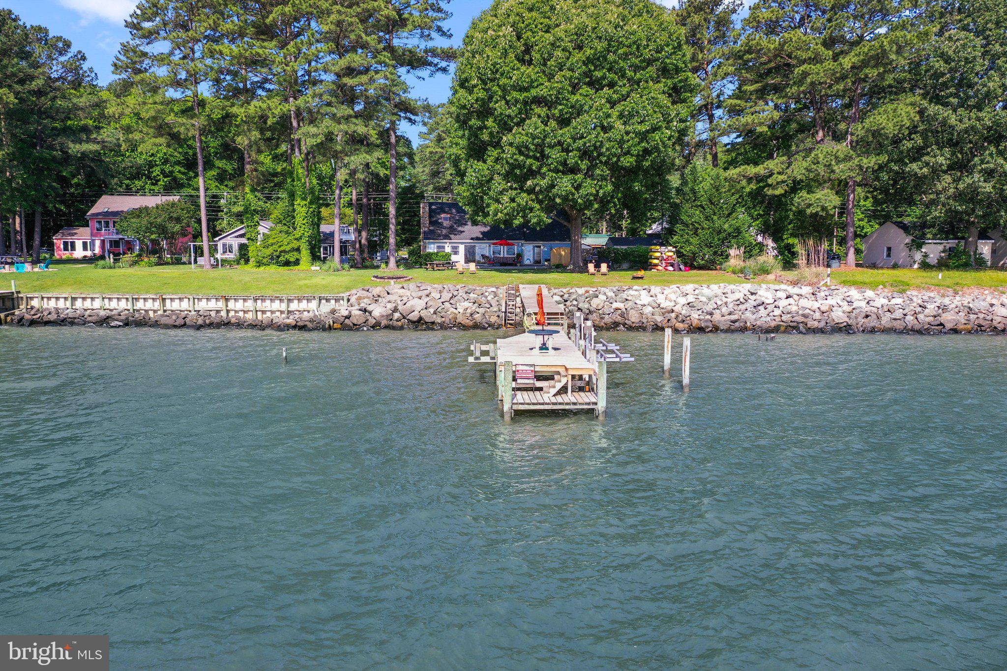 105 Bayview Lane Hague, VA 22469 - Photo 7 of 48