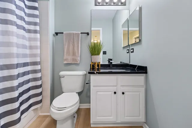 $475,000 | 2197 Wilson Creek Circle, Aurora, IL 60503