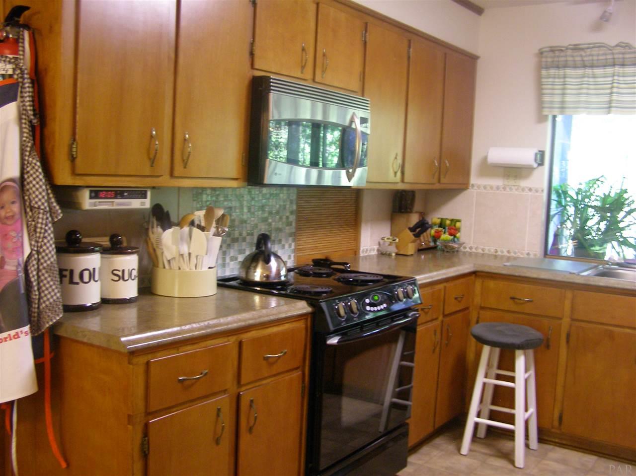 4924 Shell Road Milton, FL 32583 - Photo 16 of 46