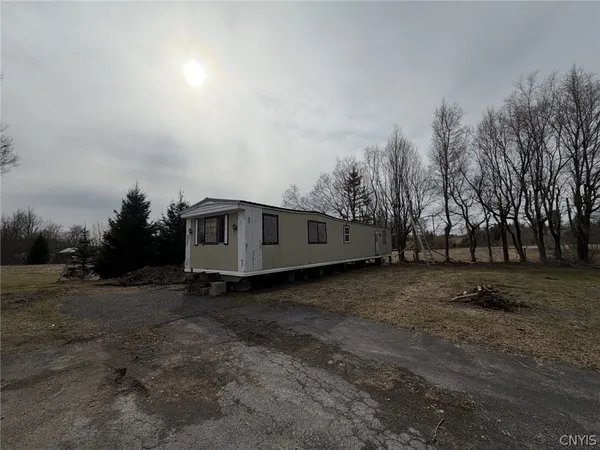 $49,900 | 108 Hogsback Road, Warren, NY 13439