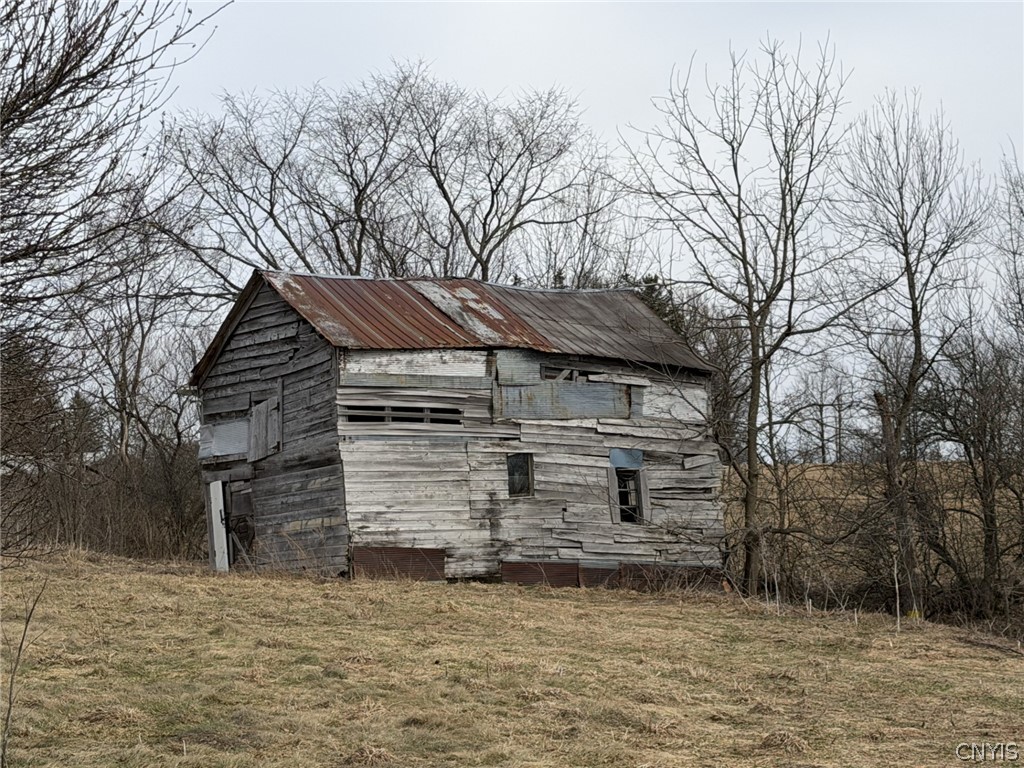 108 Hogsback Road Warren, NY 13439 - Photo 5 of 7