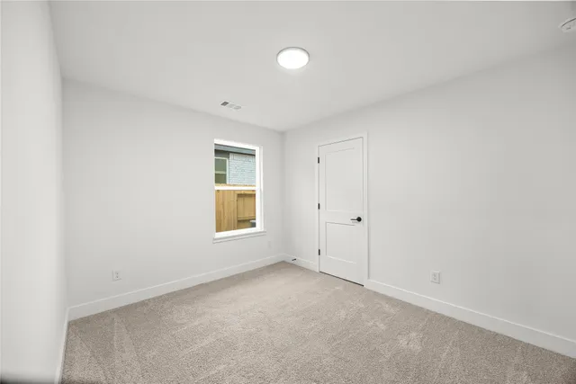 $249,900 | 2087 Emerald Lk Trail, Dayton, TX 77535