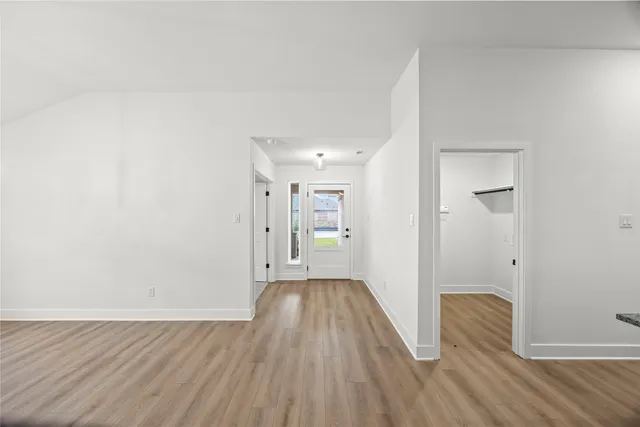 $249,900 | 2087 Emerald Lk Trail, Dayton, TX 77535