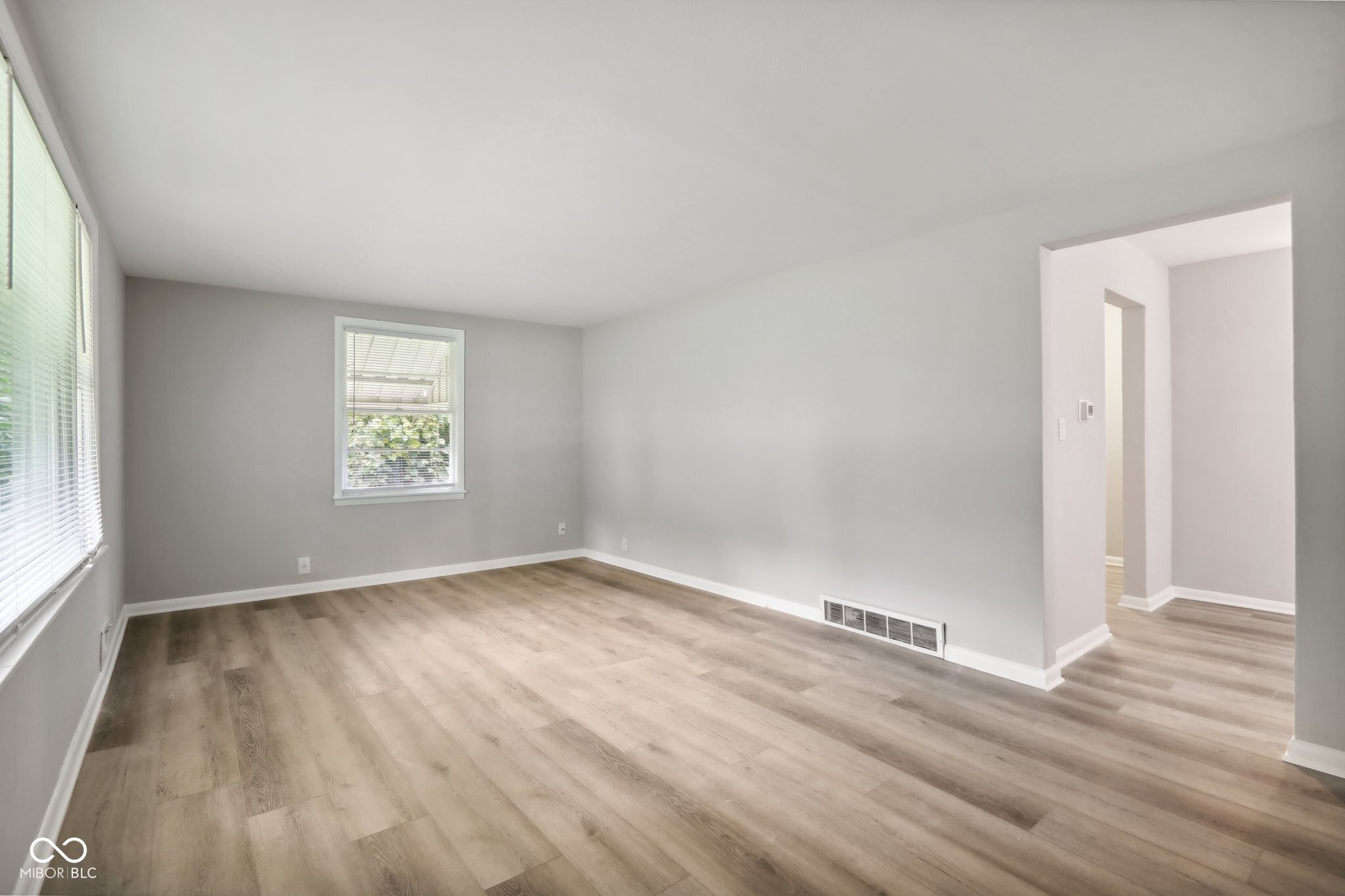911 Harrison Street Anderson, IN 46012 - Photo 11 of 32 Gallery Image 11