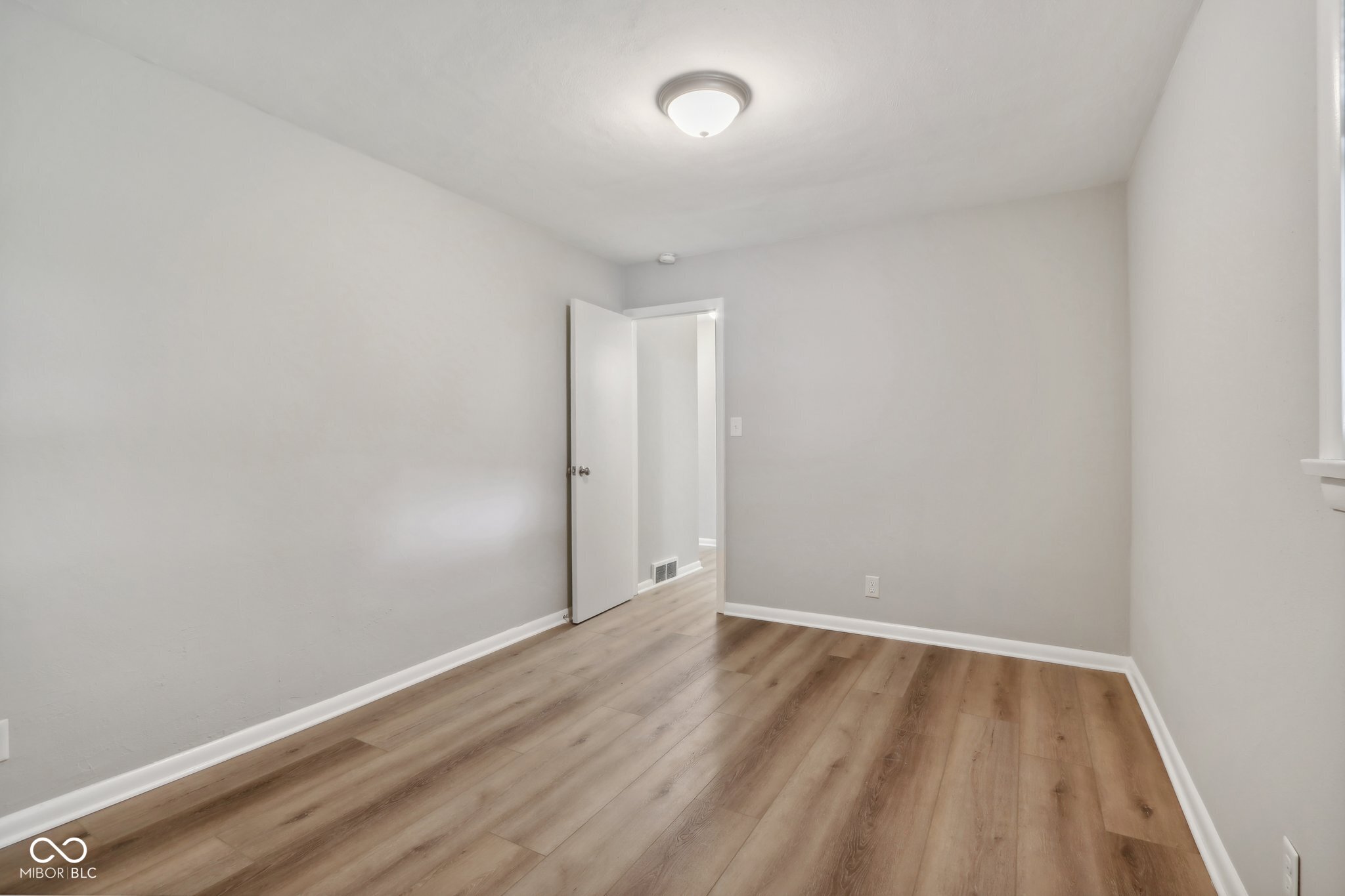 911 Harrison Street Anderson, IN 46012 - Photo 17 of 32 Gallery Image 17
