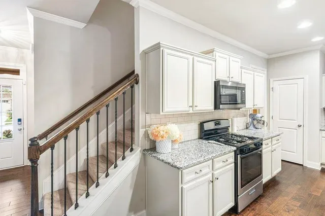 $2,250 | 309 Braemore Mill Drive, Lawrenceville, GA 30044