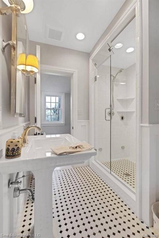 180 Cloverly Road Grosse Pointe Farms, MI 48236 - Photo 47 of 63
