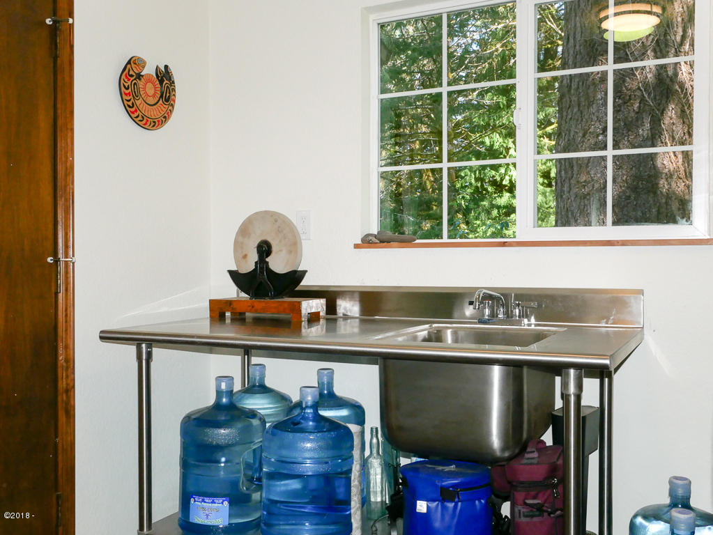 1340 Logsden Road Siletz, OR 97380 - Photo 31 of 60 Fish cleaning sink