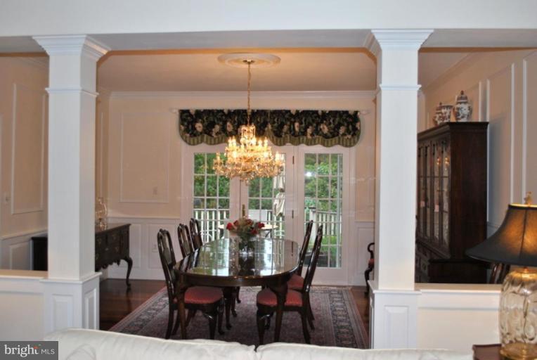 509 Brindley Place Southwest Leesburg, VA 20175 - Photo 9 of 30 Formal Dining Room