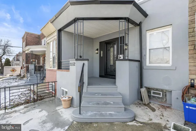 $250,000 | 2552 South 68th Street, Philadelphia, PA 19142