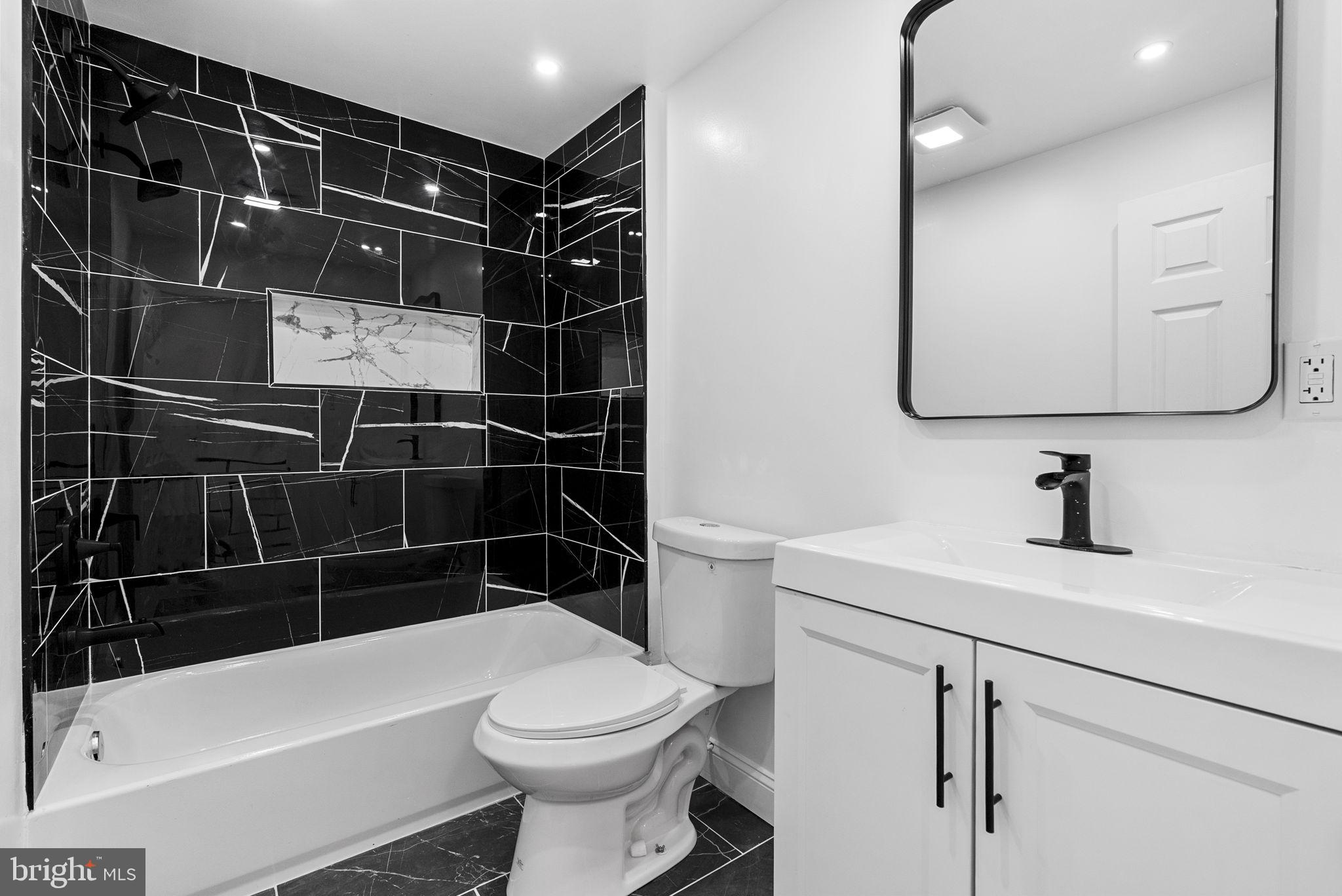 2552 South 68th Street Philadelphia, PA 19142 - Photo 16 of 19