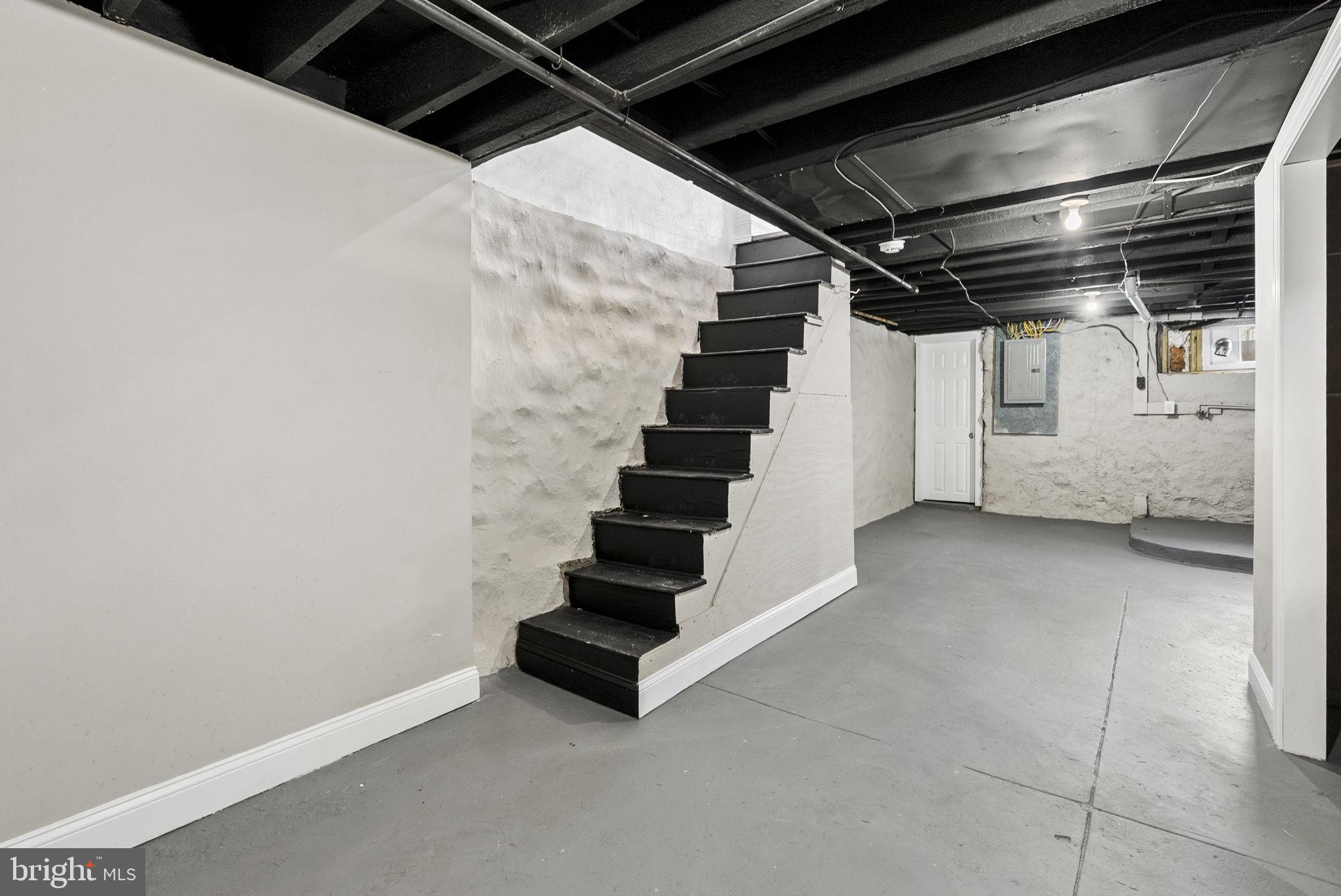 2552 South 68th Street Philadelphia, PA 19142 - Photo 17 of 19