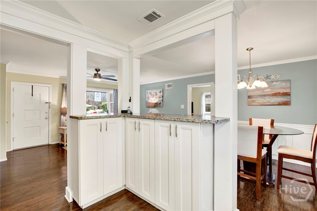 117 Montclair Boulevard Savannah, GA 31419 - Photo 13 of 34