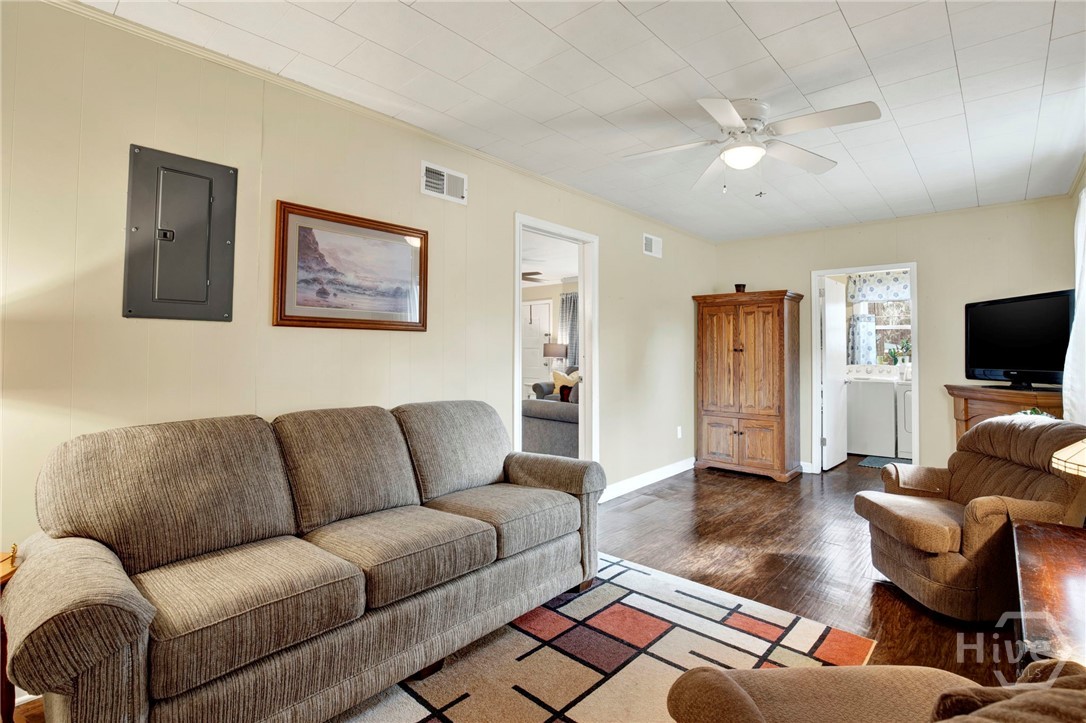 117 Montclair Boulevard Savannah, GA 31419 - Photo 15 of 34