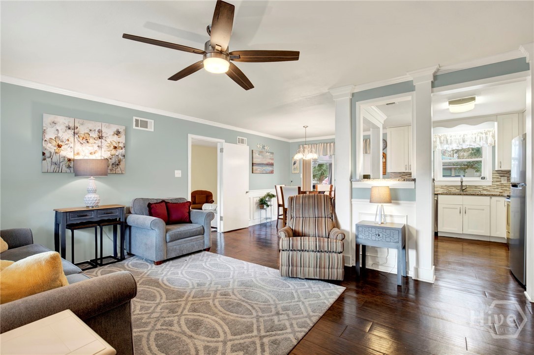 117 Montclair Boulevard Savannah, GA 31419 - Photo 5 of 34