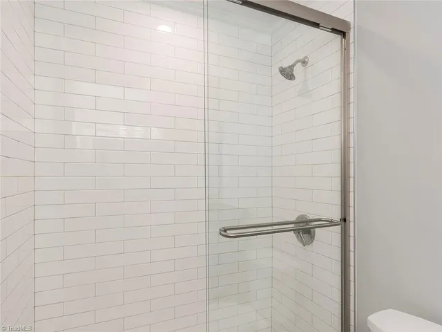 $2,400 | 3 Pall Mall Place, Greensboro, NC 27455