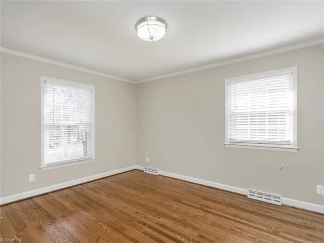 $2,400 | 3 Pall Mall Place, Greensboro, NC 27455