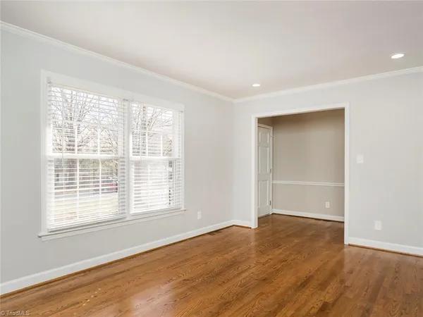 $2,300 | 3 Pall Mall Place, Greensboro, NC 27455