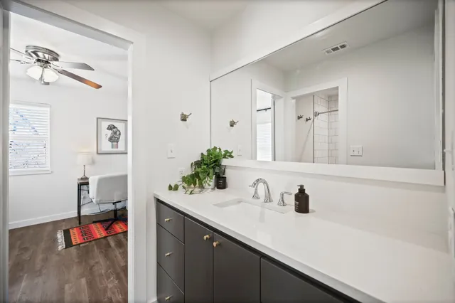 $415,000 | 739 Pear Street, Lockhart, TX 78644