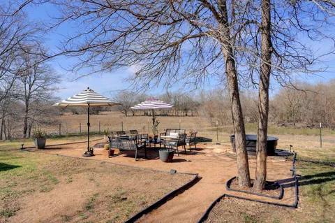 $415,000 | 739 Pear Street, Lockhart, TX 78644