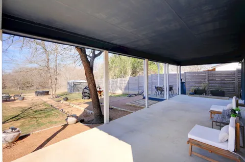 $415,000 | 739 Pear Street, Lockhart, TX 78644