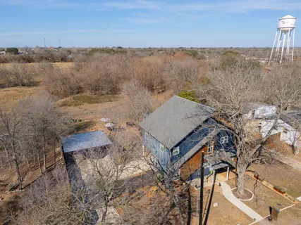 $415,000 | 739 Pear Street, Lockhart, TX 78644