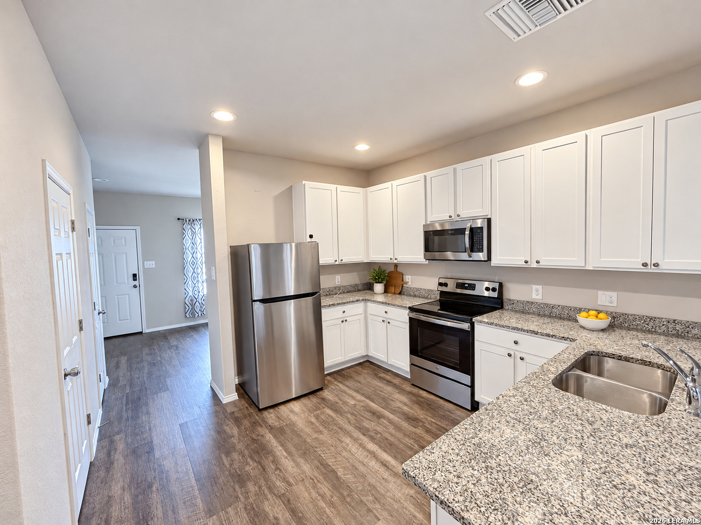 7440 Capstone Ridge San Antonio, TX 78244 - Photo 4 of 16 Gallery Image 4
